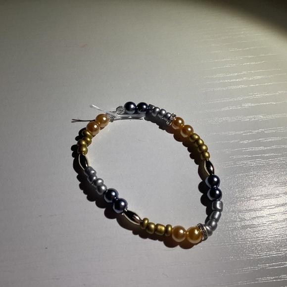 Rare gold and silver beaded bracelet - Picture 1 of 1